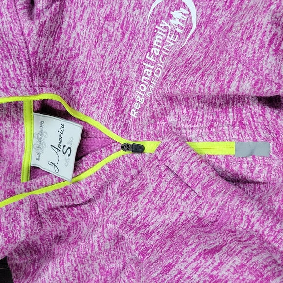 Pullover sweaters - Picture 3 of 3